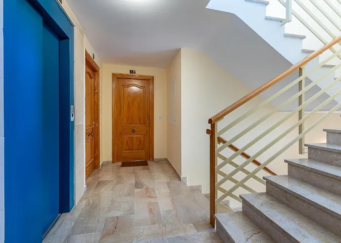 Refugio De Riviera 2 Bed Apt