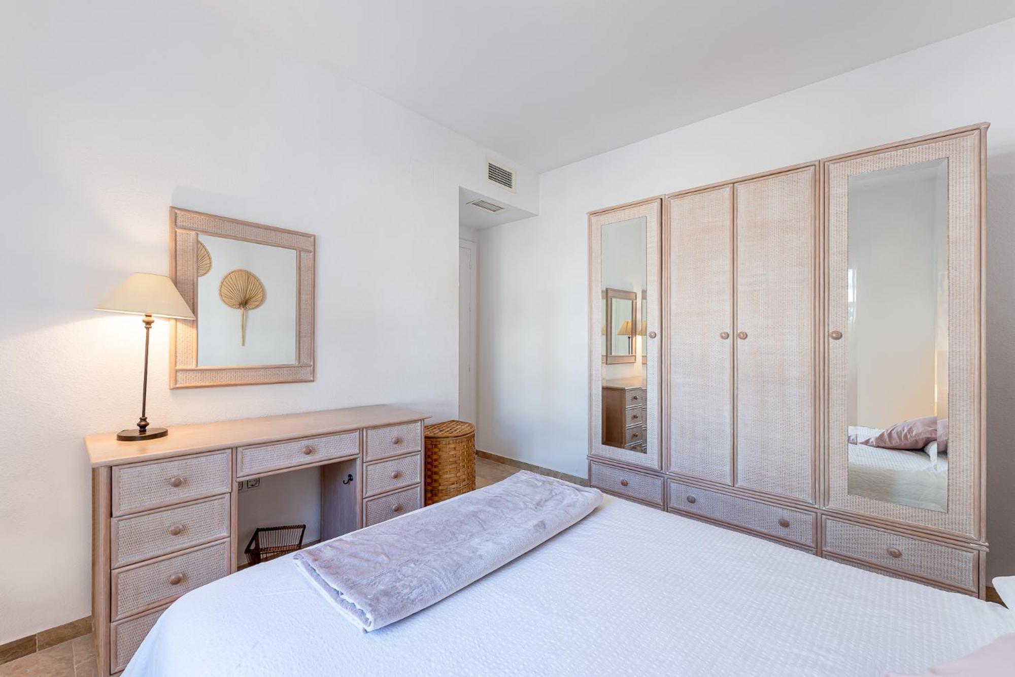 Refugio De Riviera 2 Bed Apartment *