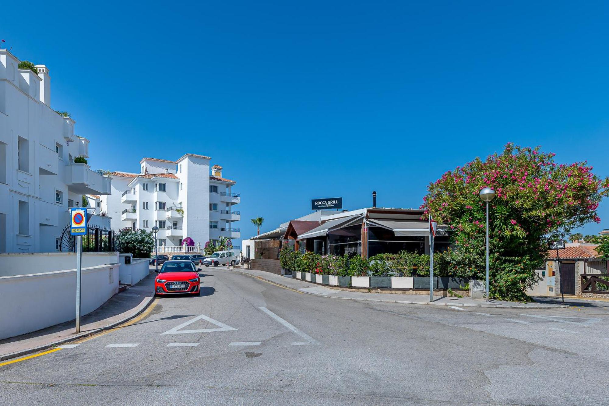 Refugio De Riviera 2 Bed * Sitio de Calahonda